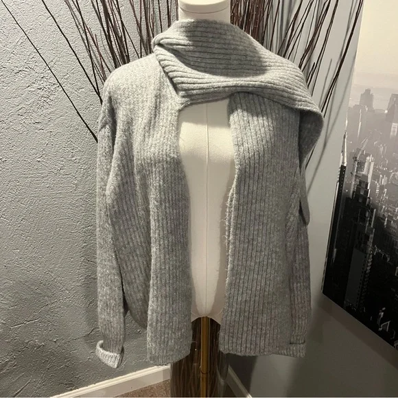 🌸NWOT UNIVERSAL THREAD OVERSIZED GREY CARDIGAN SWEATER SIZE MEDIUM🌸 - Picture 3 of 7